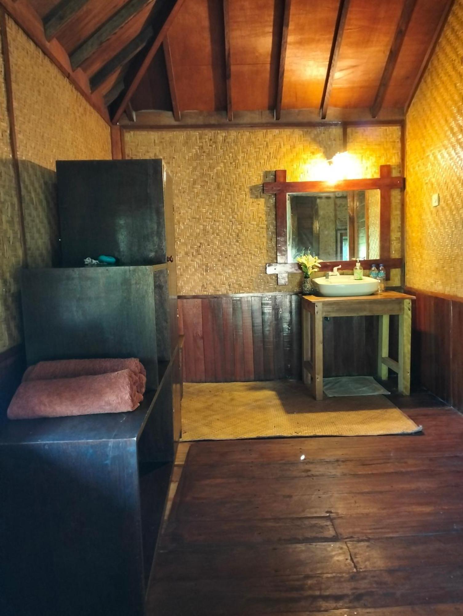 Tangga Bungalows Gili Air Værelse billede